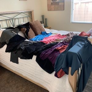 Lot of size 4 / small back to work or school lot!